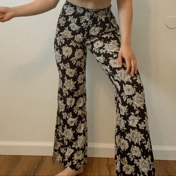 Brandy Melville linen pants - Picture 3 of 4